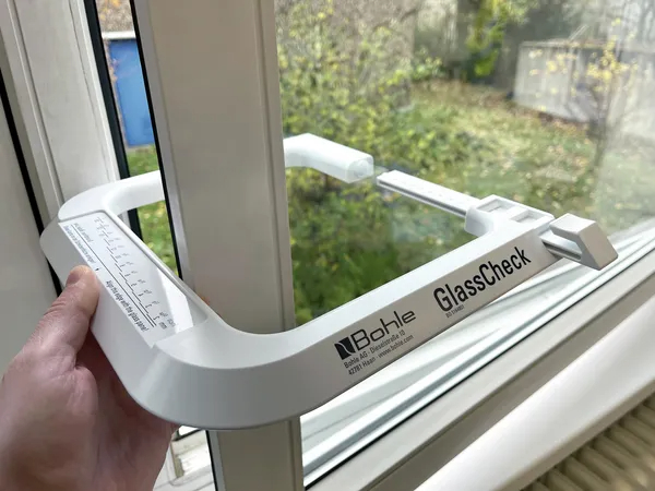 Glass thickness gauge GlassCheck