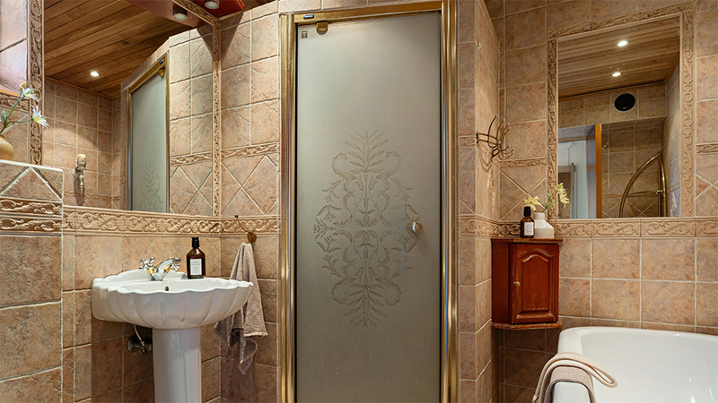 Branded Glass bathrooms and Kitchens
